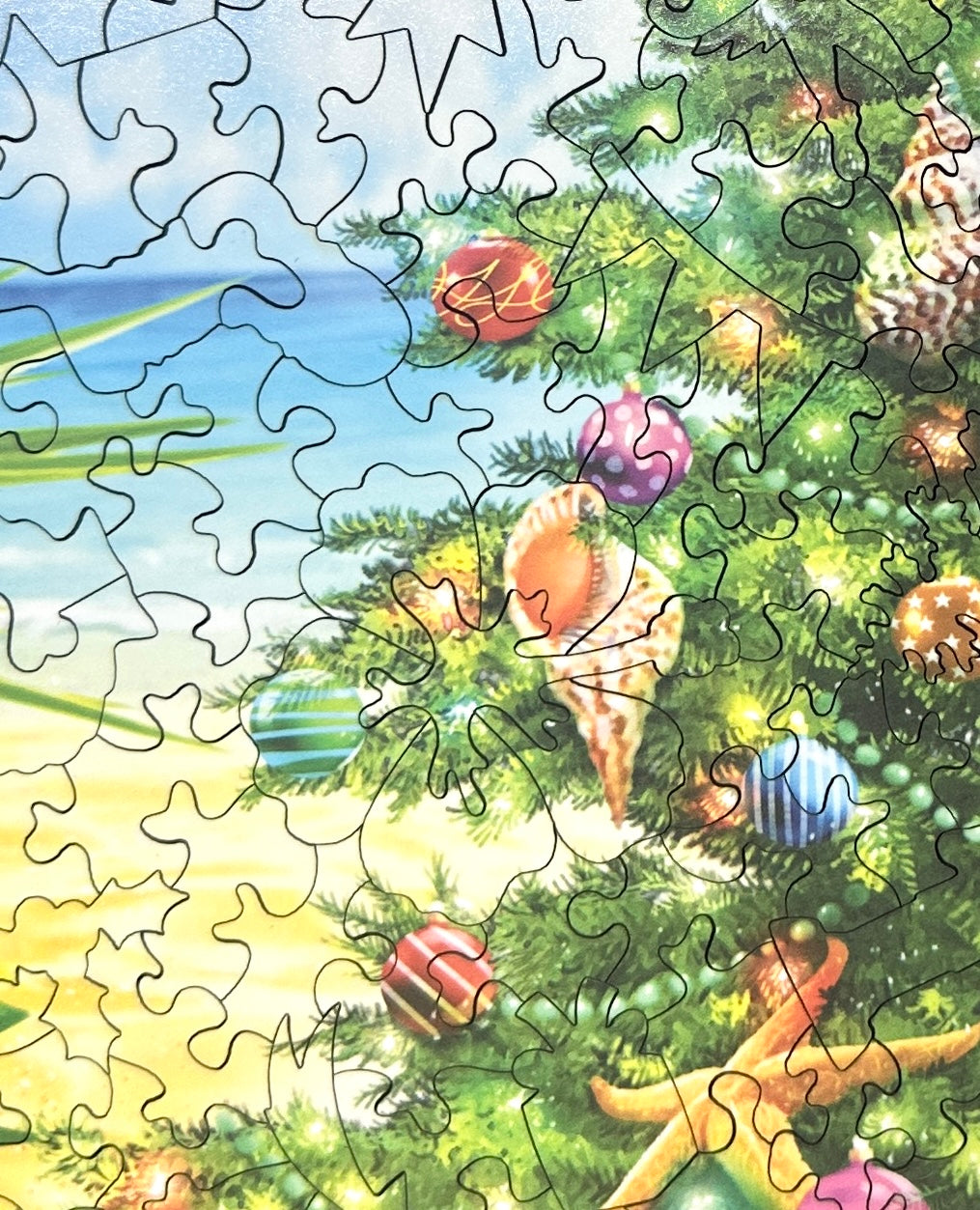 Christmas in July | Wooden Puzzle | 480 Pieces