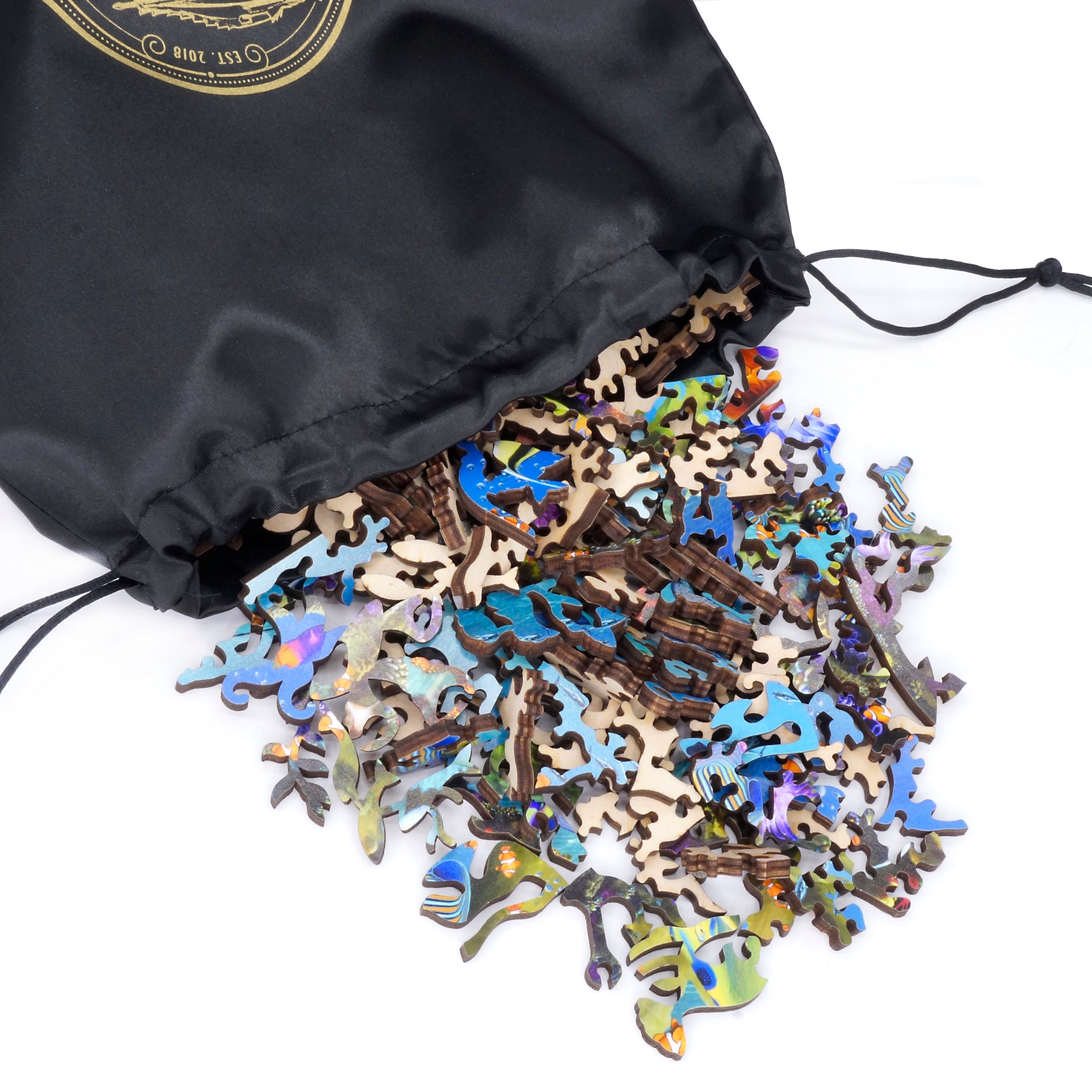 Colorful Coral Kingdom (505 Piece Wooden Jigsaw Puzzle) | Nautilus