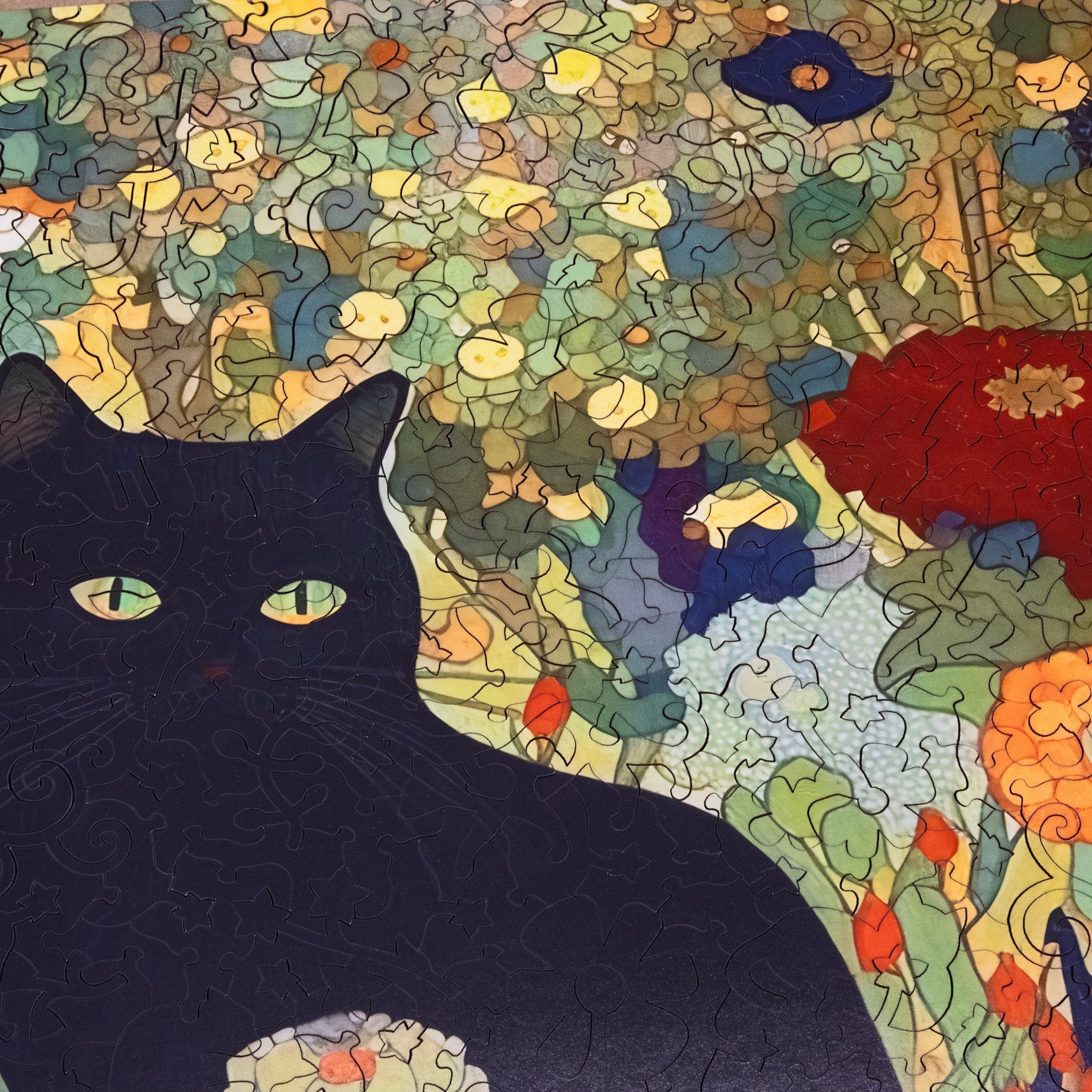 Gustav in the Garden - 477 Piece Wooden Cat Puzzle - Nautilus Puzzles - Wooden Jigsaw Puzzles For Adults