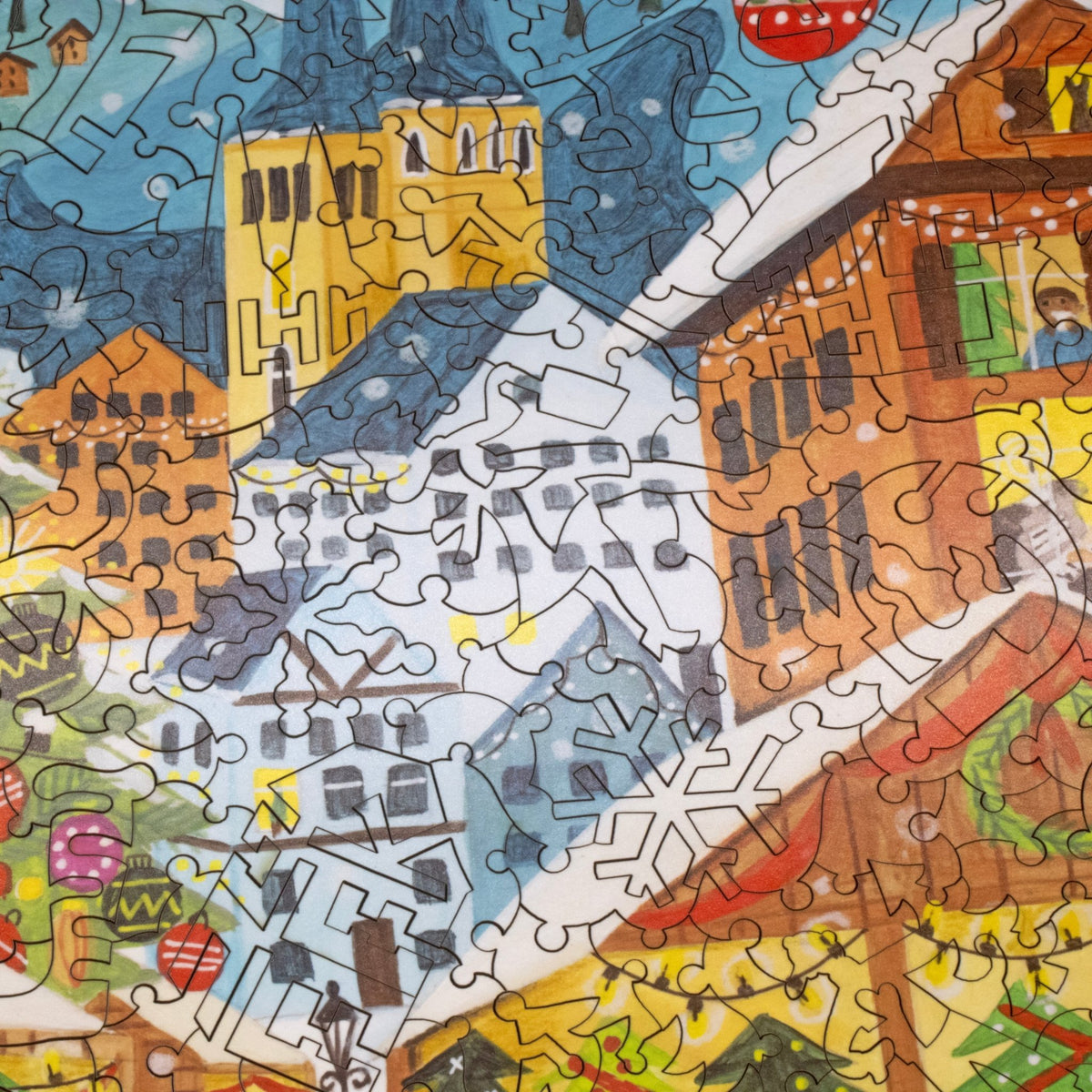 The Christmas Market (478 Piece Christmas Wooden Jigsaw Puzzle) - Nautilus Puzzles - Wooden Jigsaw Puzzles For Adults
